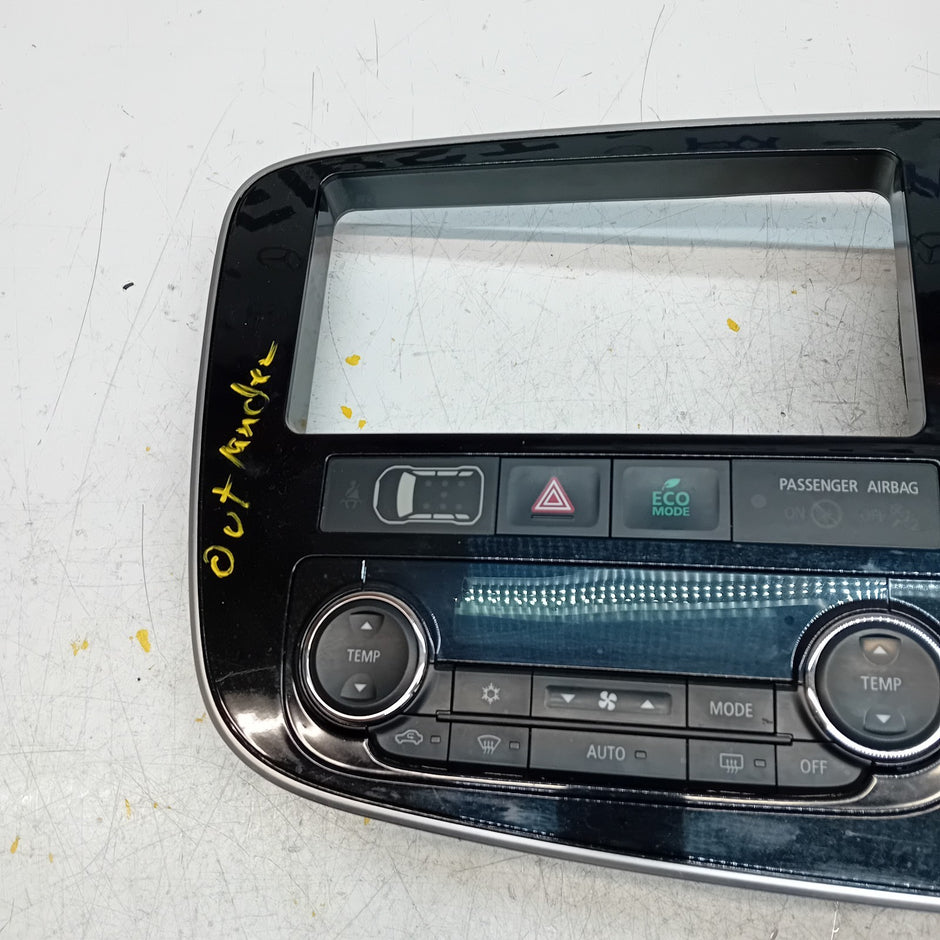 MITSUBISHI OUTLANDER PHEV HEATER  CONTROL PANEL CAB502A043A C68372 FM001070