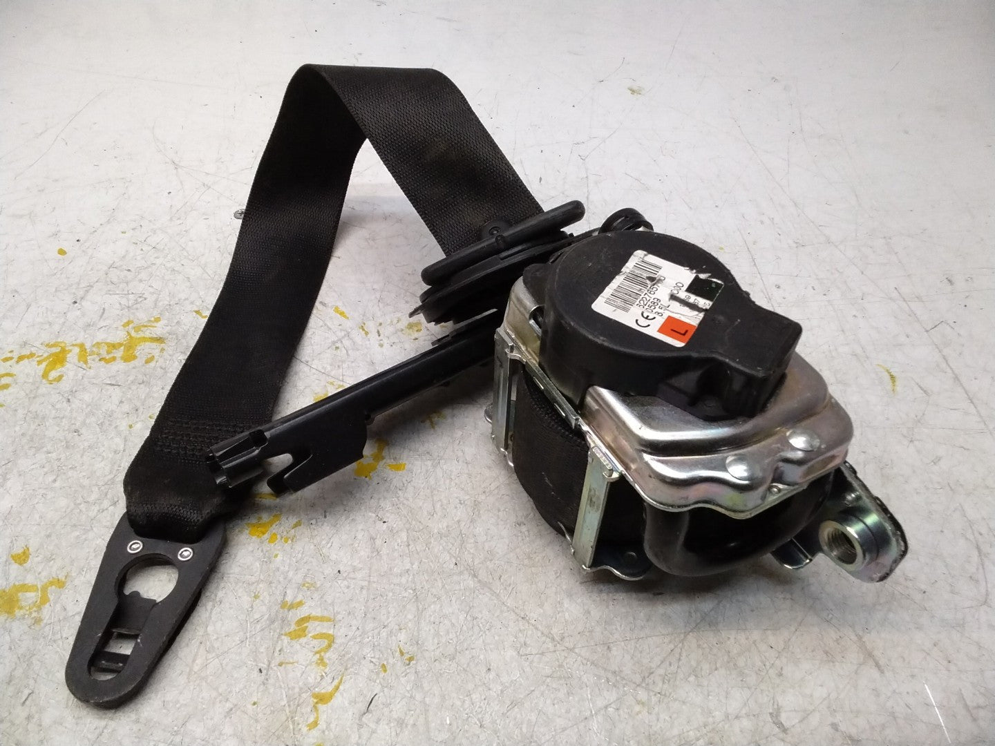 MERCEDES C-CLASS W205 SEAT BELT FRONT PASSENGER LEFT SIDE A2058600185 FMS332 NSF