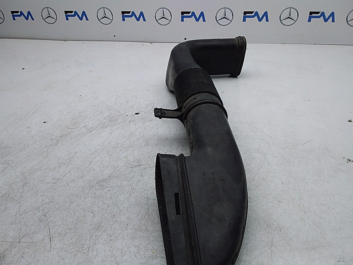 MERCEDES BENZ E-CLASS W212 AIR INTAKE TUBE A6510903437 FMI12