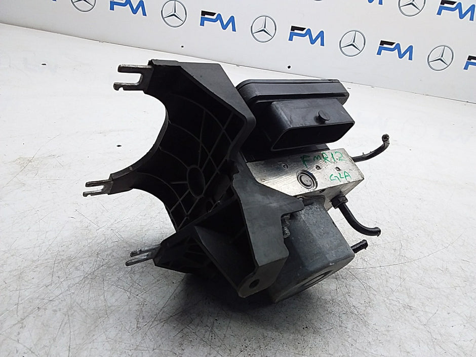 MERCEDES BENZ GLA CLASS ABS PUMP A0004312600 FMR12