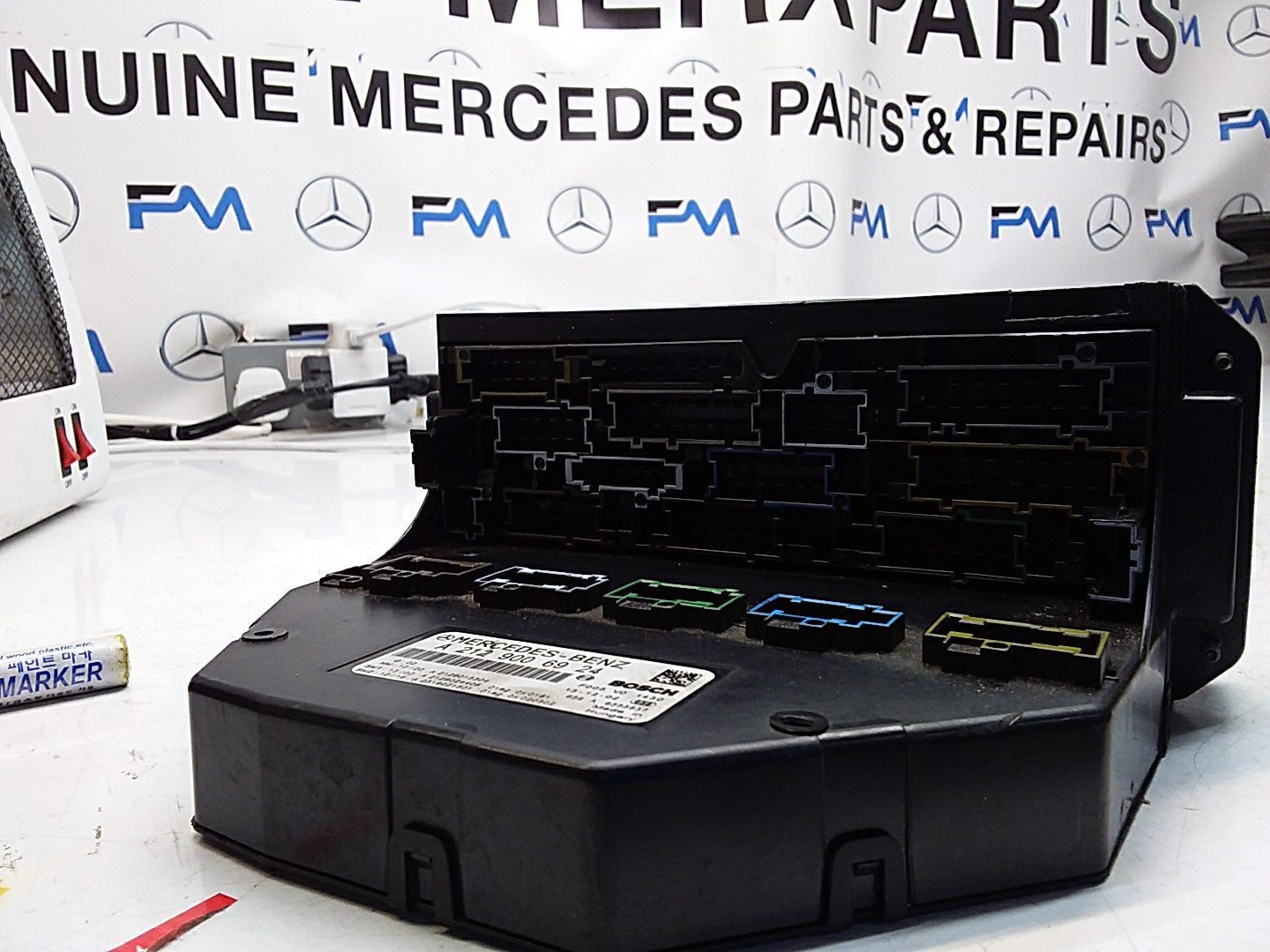 Mercedes E-CLASS W212 Fuse  Box RELAY A2129006924 FMF95