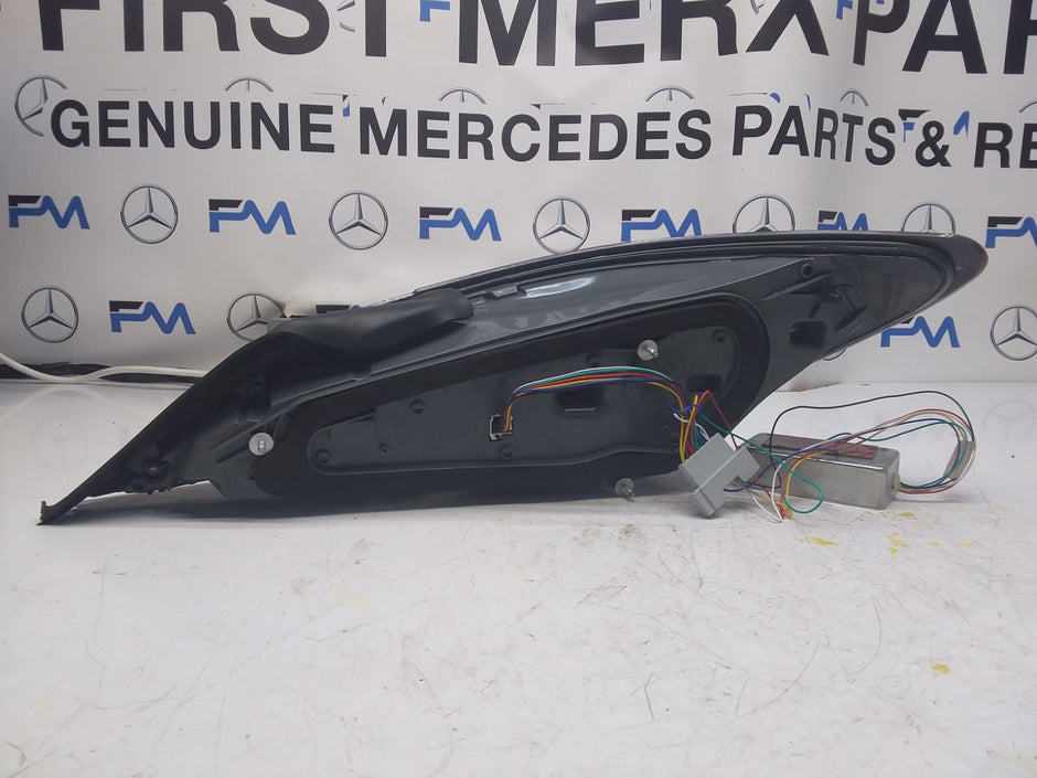 MERCEDES CLA CLASS W117 2013-19 REAR PASSENGER N/S TAIL LIGHT FMT91
