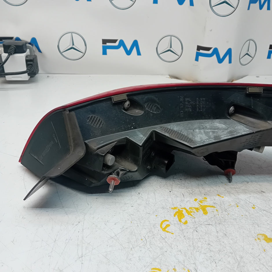 MERCEDES CLA W118 PASSENGER SIDE NS REAR TAIL LIGHT FMT188 2016 ONWARDS