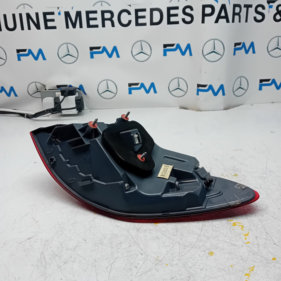MERCEDES GLC W253 PASSENGER SIDE NS REAR TAIL LIGHT FMT187 A2539060900