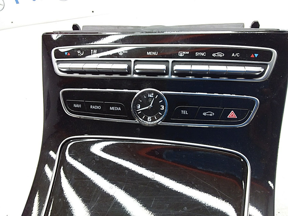 2016-2019 MERCEDES E CLASS W213 CENTRE  CONSOLE  A2138100815 FMK124