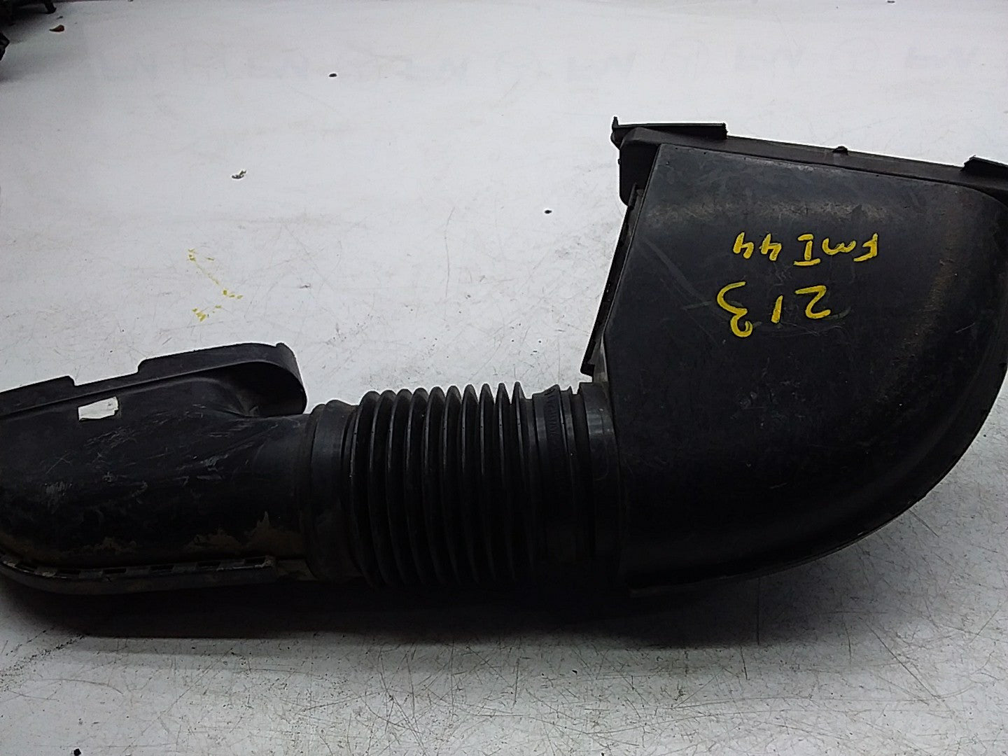 MERCEDES BENZ E-CLASS W213 AIR INTAKE TUBE A6540040097 FMI44