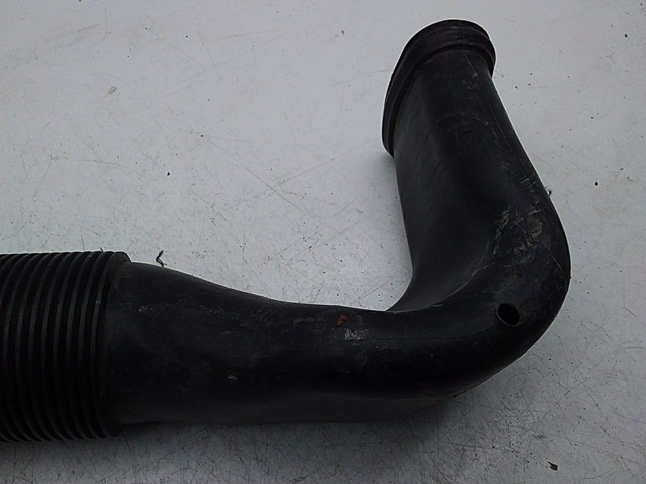 MERCEDES-BENZ E-CLASS A212 AIR INTAKE TUBE A6510903437 FMI01
