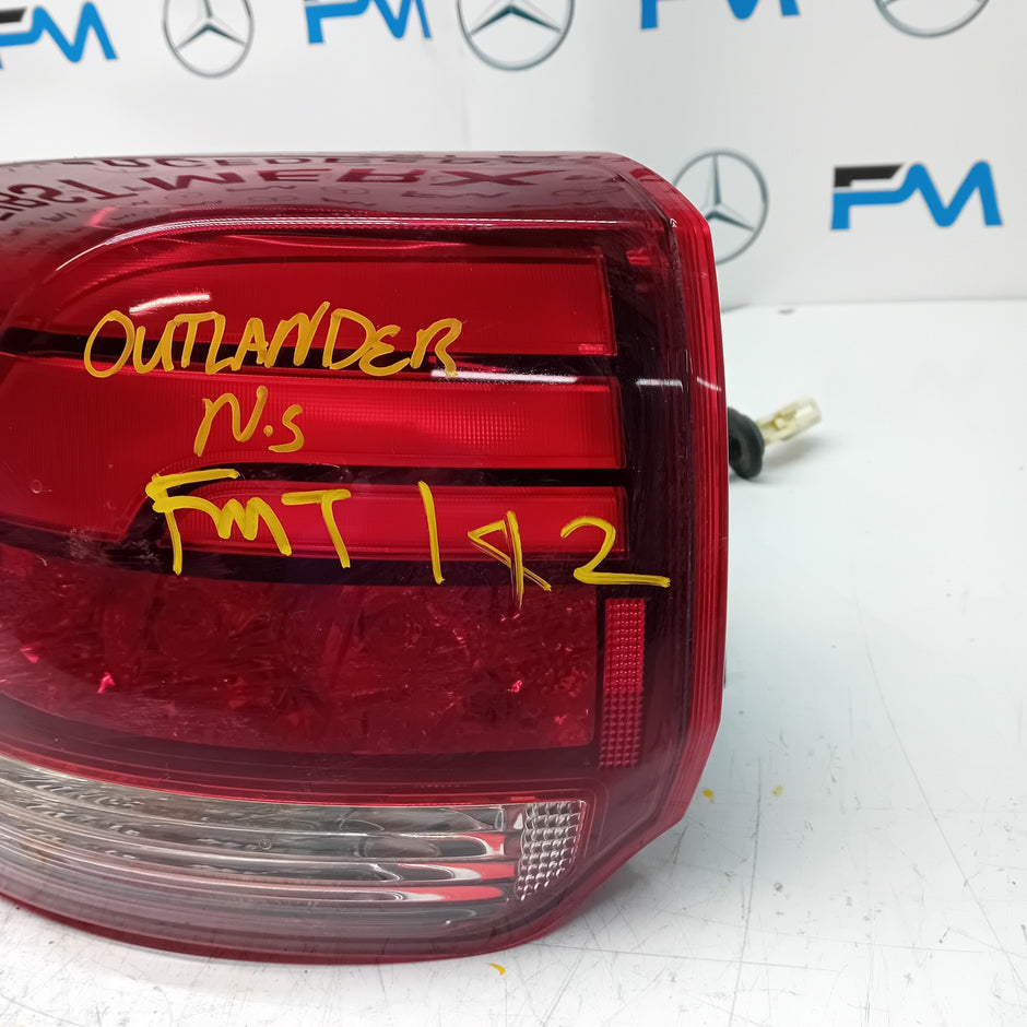 MITSUBISHI OUTLANDER MK3 2015-19 PASSENGER SIDE NS OUTER REAR TAIL LIGHT FMT142