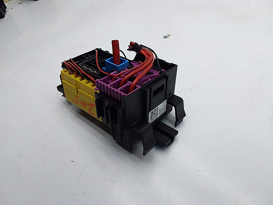 MERCEDES C CLASS FUSE RELAY BOX A2059067200 W205 2014-2021  FMF16
