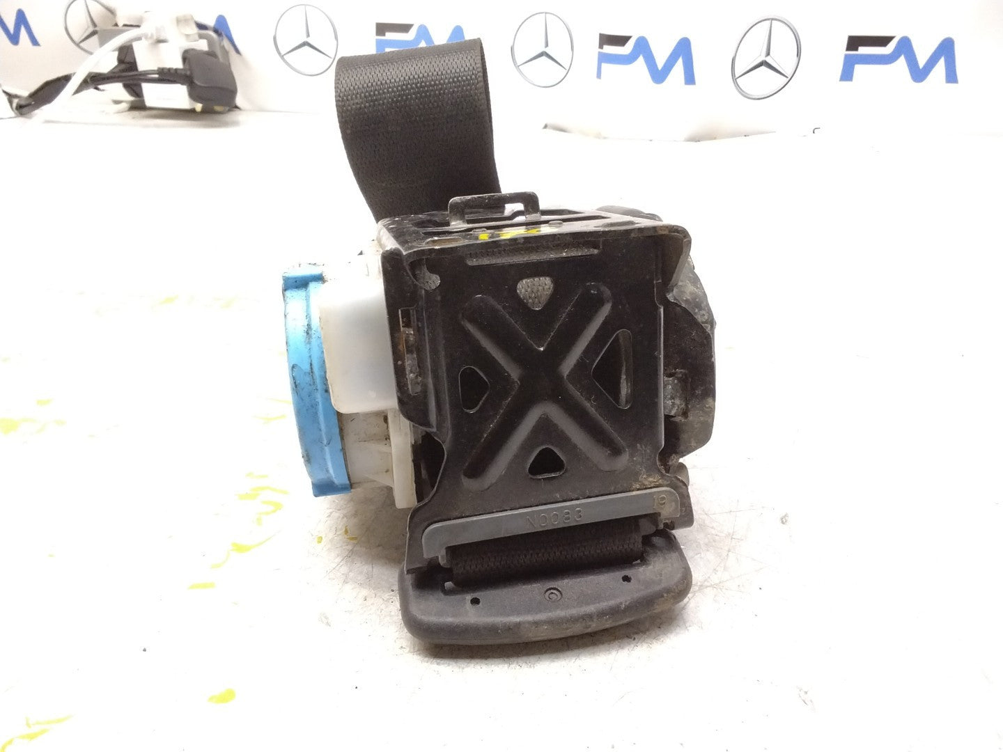 MERCEDES A CLASS W176 REAR L / R SIDE SEAT BELT A1768602385 FMS172 NSR OSR