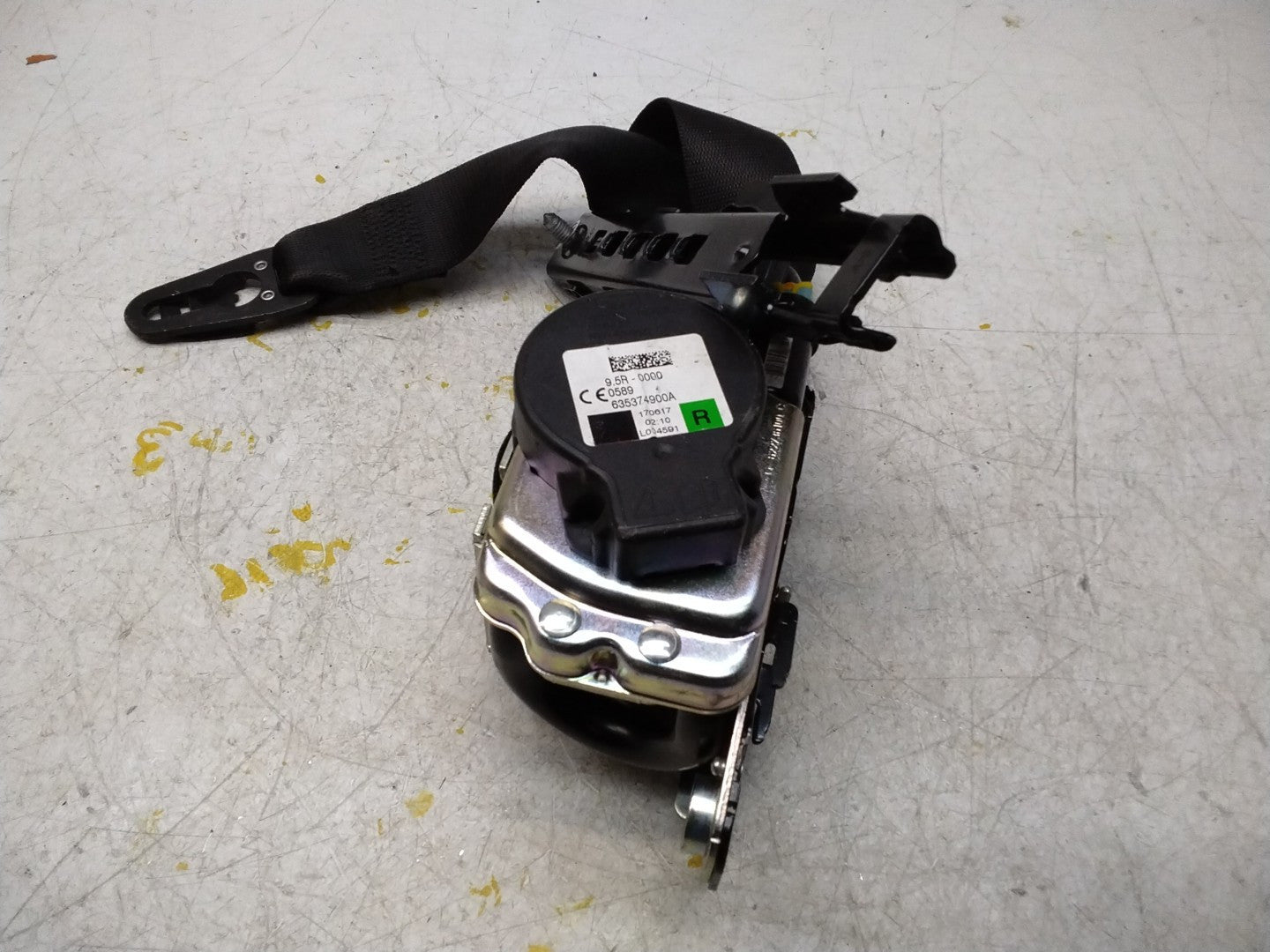 MERCEDES C-CLASS W205 SEAT BELT REAR RIGHT DRIVER SIDE A2058600285 FMS334 NSF