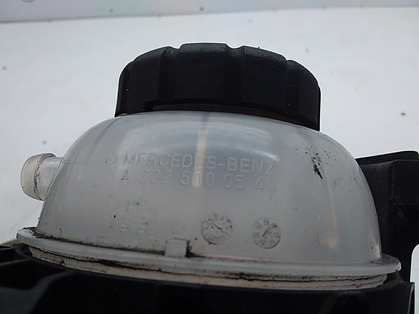 MERCEDES BENZ S-CLASS W222 COOLANT EXPANSION TANK 2014ONWARDS A2225000549 FMC106