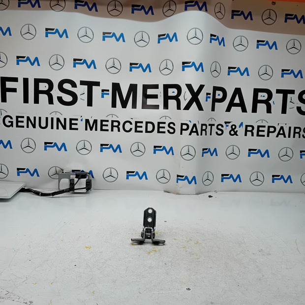 MITSUBISHI OUTLANDER MK3 RIGHT FRONT DOOR LOWER HINGE PANEL A204 A046834 FM00967