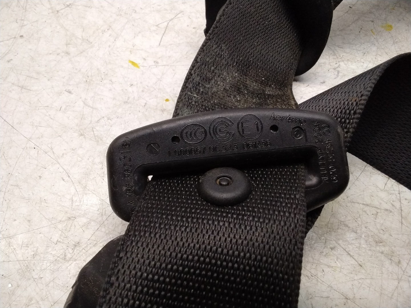 MERCEDES BENZ GLE W166 SIDE REAR SEAT BELT A1668603185 FMS371 NSR