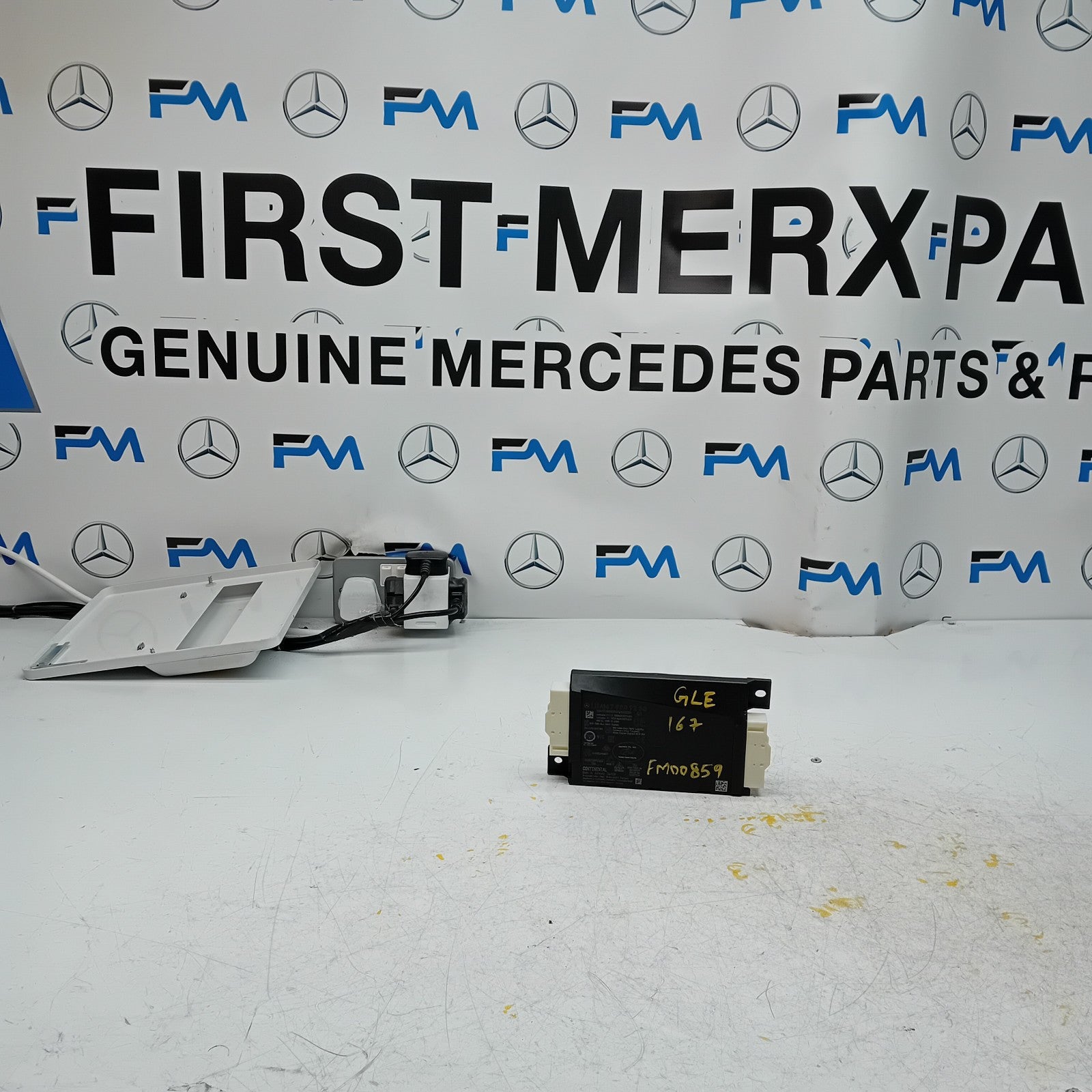 MERCEDES GLE CLASS IGNITION CONTROL MODULE ECU A1679009230 W167 FM00859