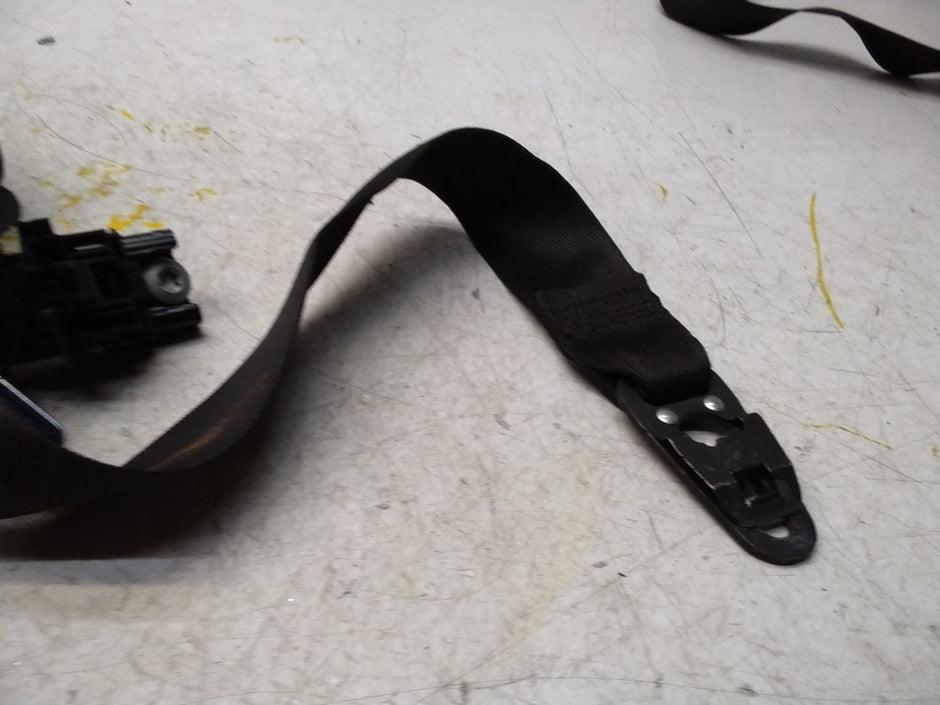 MERCEDES C-CLASS W205 SEAT BELT FRONT PASSENGER LEFT SIDE A2058600185 FMS326 NSF