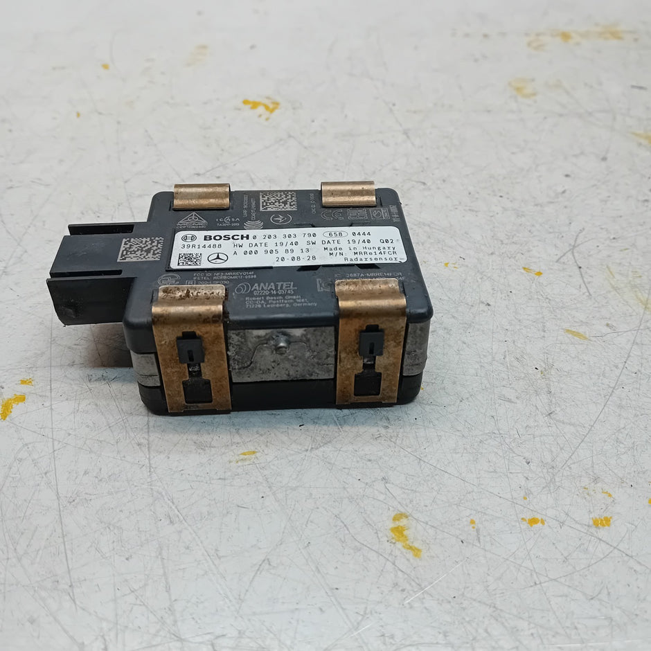 MERCEDES  A-CLASS FRONT RADAR SENSOR MODULE UNIT 2020 W177 A0009058913 FM001115