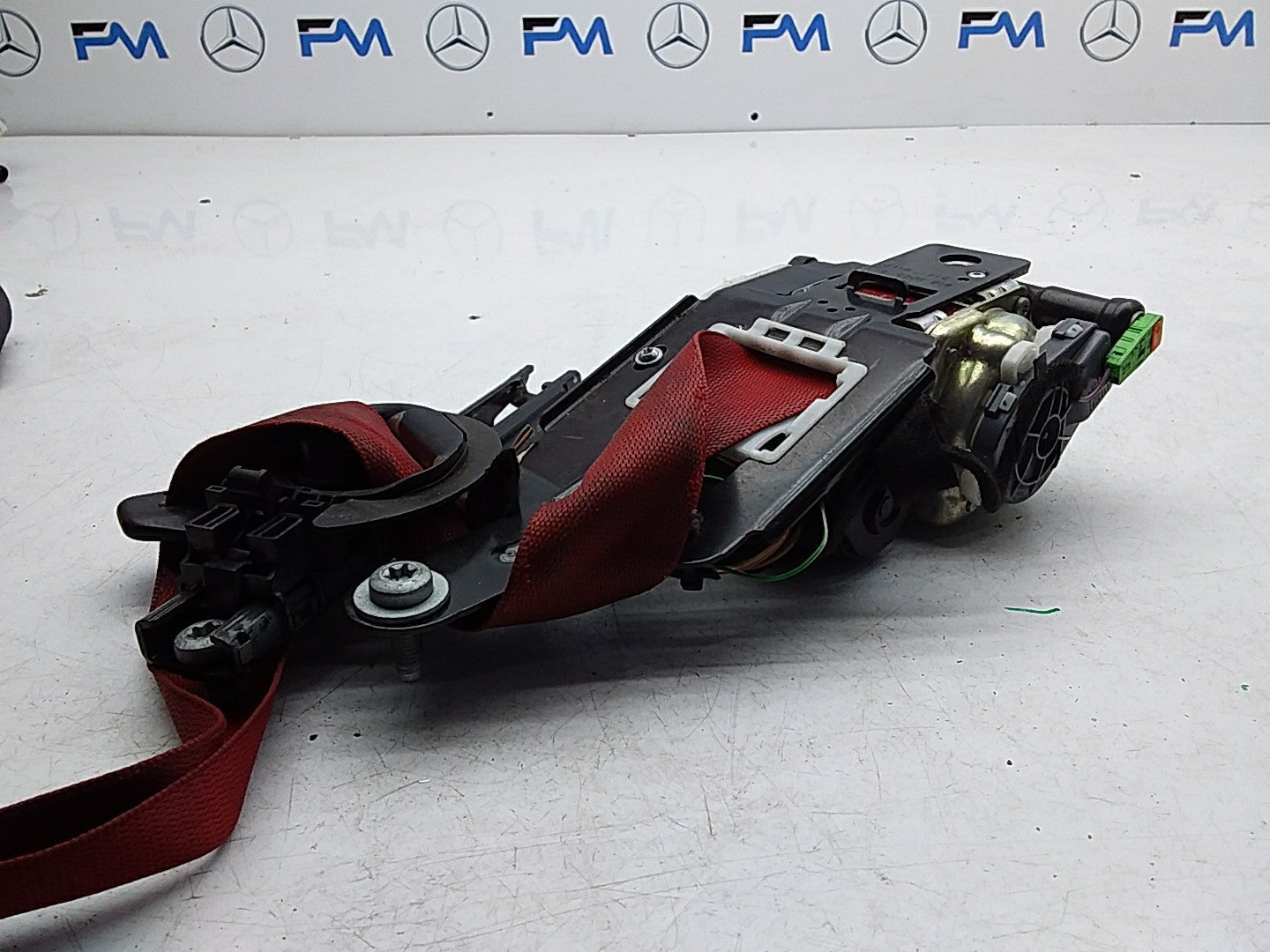 MERCEDES C-CLASS W204 SEAT BELT FRONT RIGHT DRIVER SIDE A2048602485 FMS244 OSF