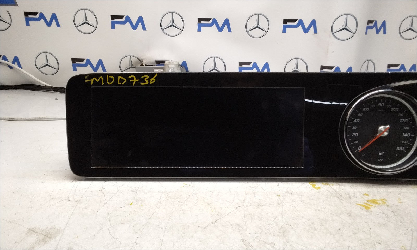 MERCEDES E-CLASS W213 DISPLAY SCREEN INSTRUMENT CLUSTER FM00736