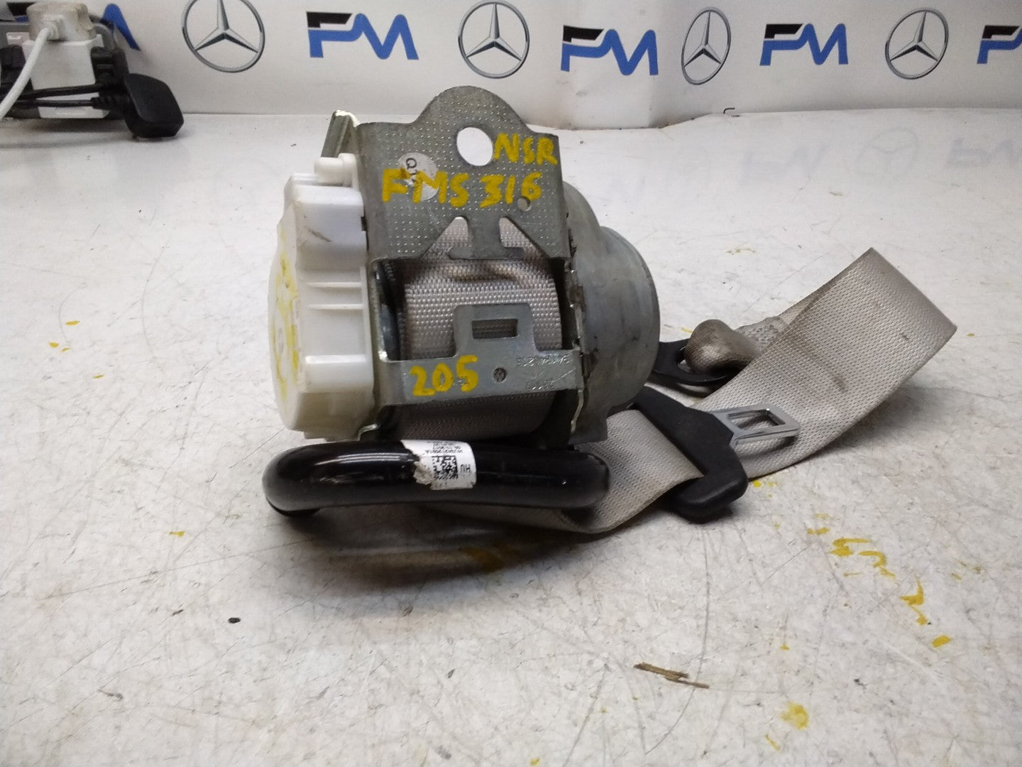 MERCEDES C CLASS W205 REAR PASSENGER SIDE SEAT BELT A2058600585 FMS316 NSR