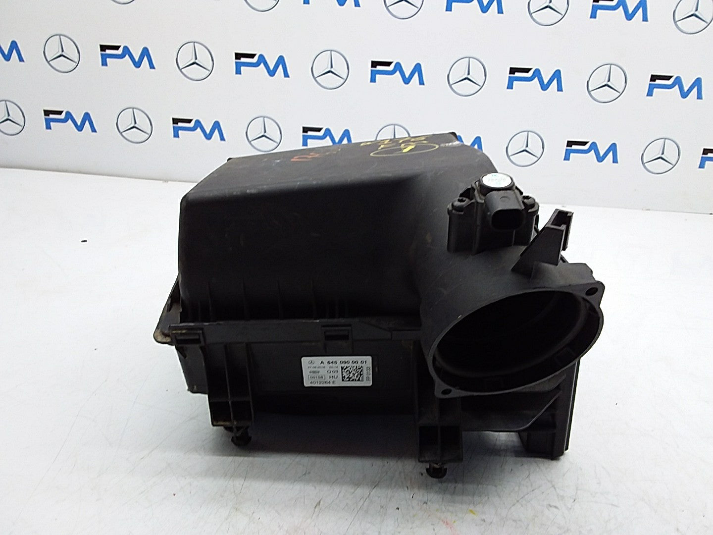 MERCEDES GLA CLASS X156 2013-2020 AIR FILTER BOX  SENSOR 2.1 D A6450900001 FMA01
