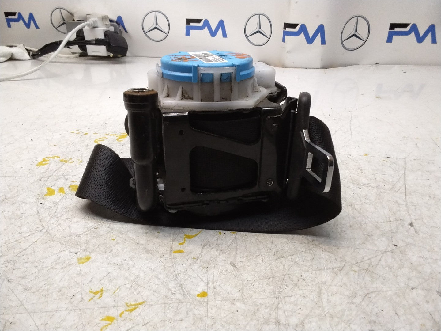 MERCEDES A CLASS W176 REAR L / R SIDE SEAT BELT A1768602385 FMS167 NSR OSR