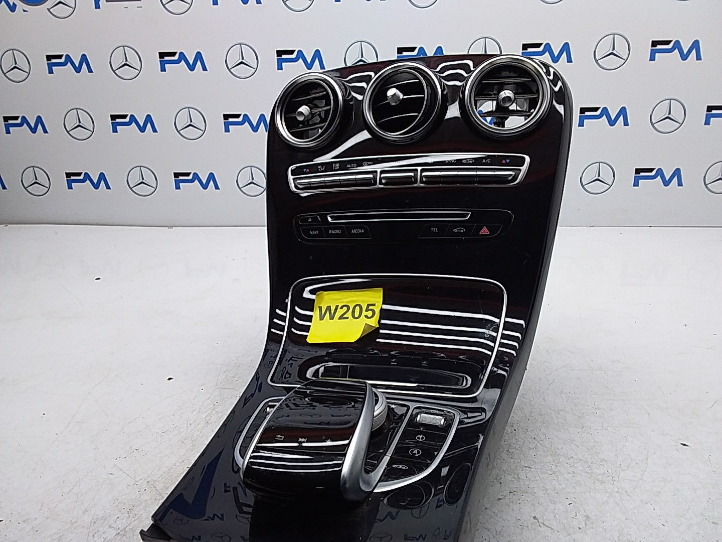 2014 ONWARDS MERCEDES C-CLASS W205 CENTRE  CONSOLE  A2055402224 FMK18