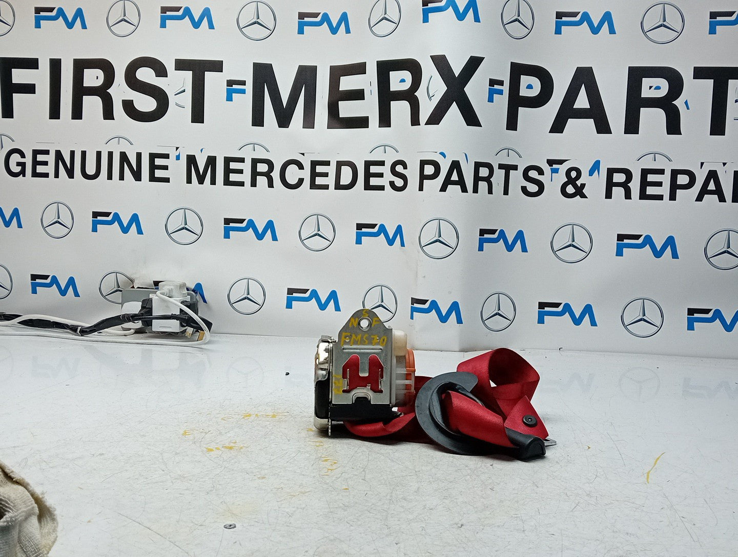 MERCEDES A CLASS  FRONT LEFT SEAT BELT WITH PRETENSIONER A1778600700 FMS70 NSF