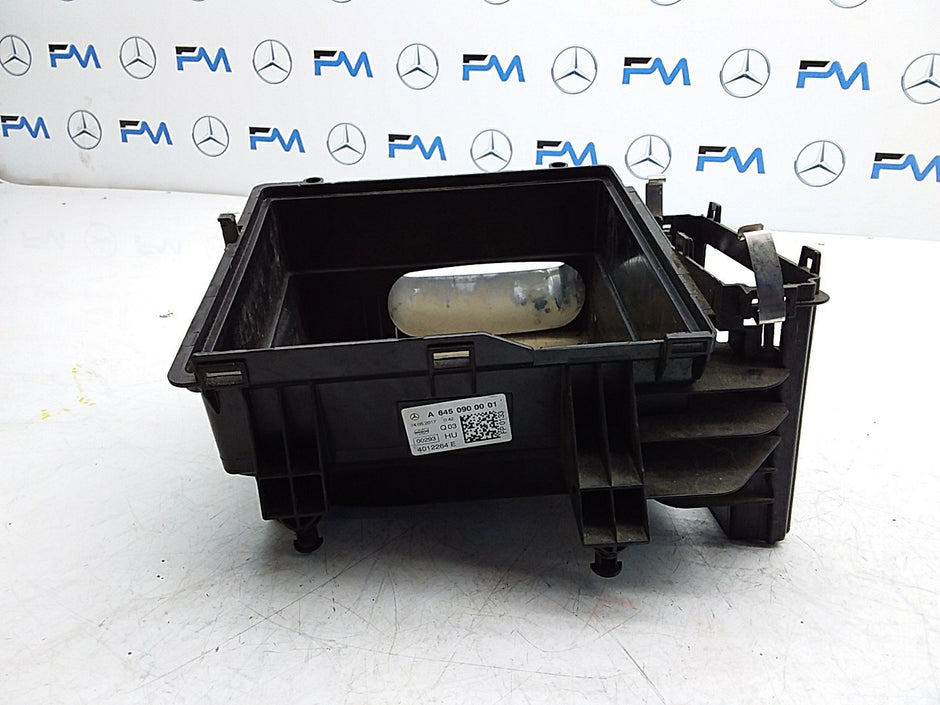 MERCEDES GLA CLASS X156 2013-2020 AIR FILTER BOX   A6450900001 FMA02