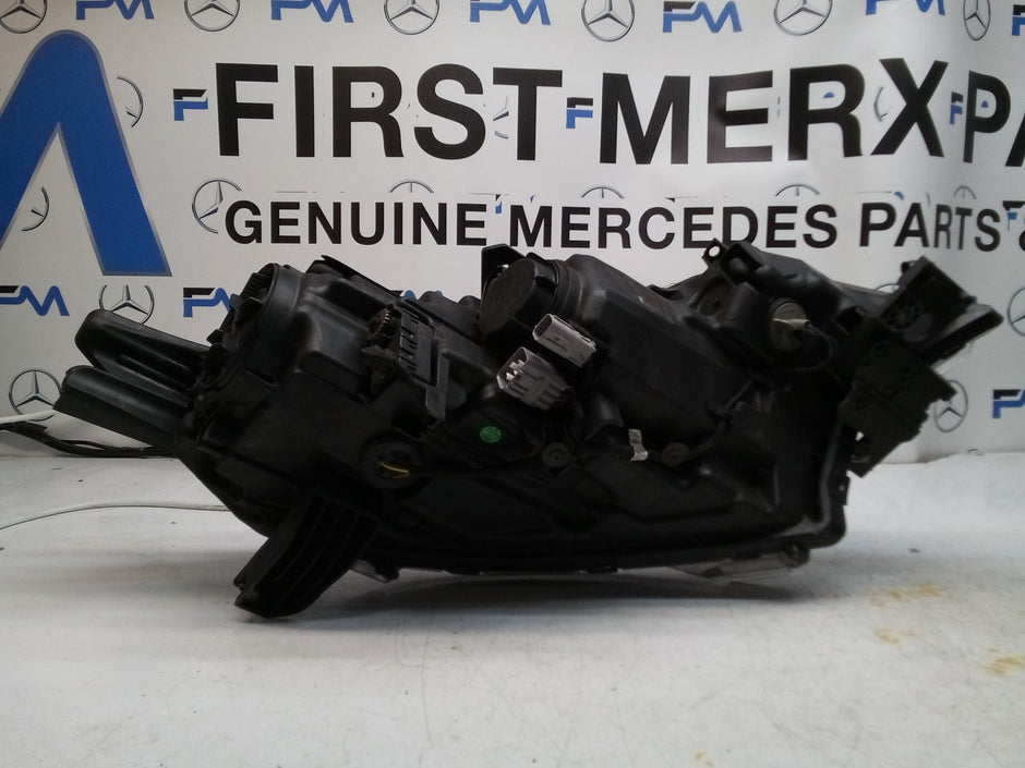 MITSUBISHI OUTLANDER MK3 2015 HEADLIGHT PASSENGER NS LEFT L0094I 086Q FMH169