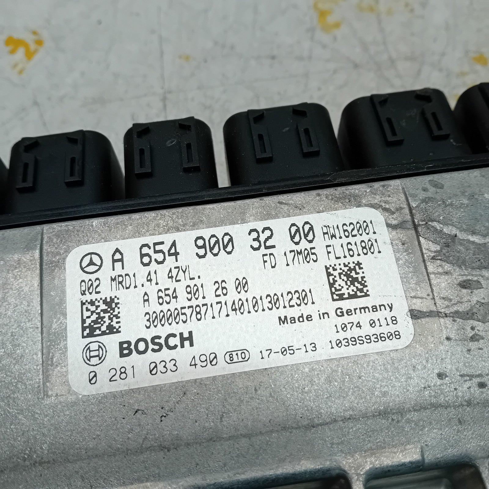 MERCEDES E-CLASS W213 ENGINE  ECU CONTROL MODULE A6549003200 FM001078