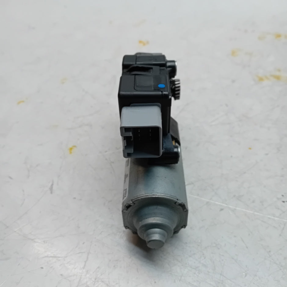 MERCEDES BENZ E-CLASS W212 PANO SUNROOF MOTOR  A2128200008 FM00937