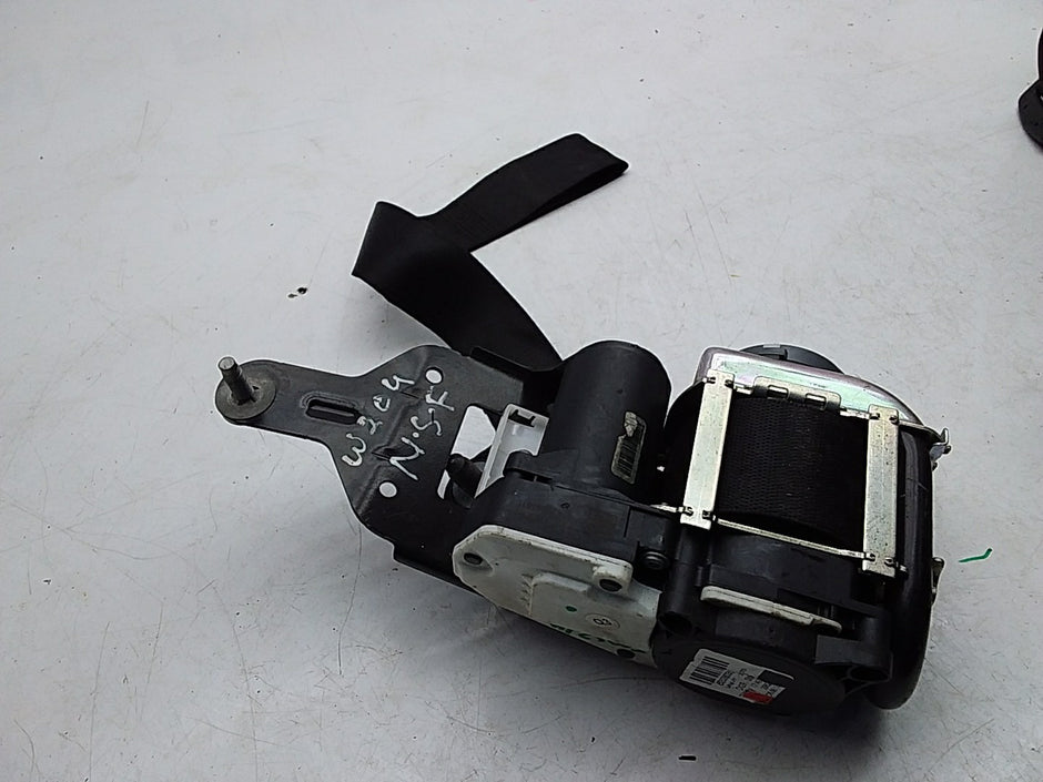 MERCEDES C-CLASS W204 SEAT BELT FRONT LEFT PASSENGER SIDE A2048601985 FMS214 NSF