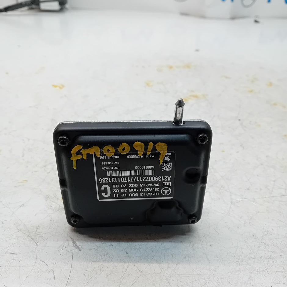 MERCEDES BENZ E-CLASS W213 FRONT WINDSHIELD CAMERA CONTROL A2139007211 FM00919