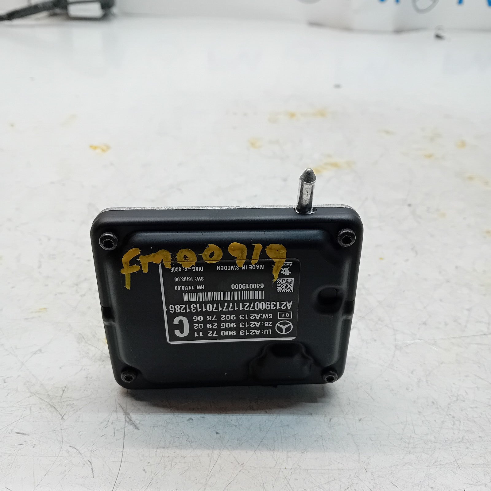 MERCEDES BENZ E-CLASS W213 FRONT WINDSHIELD CAMERA CONTROL A2139007211 FM00919