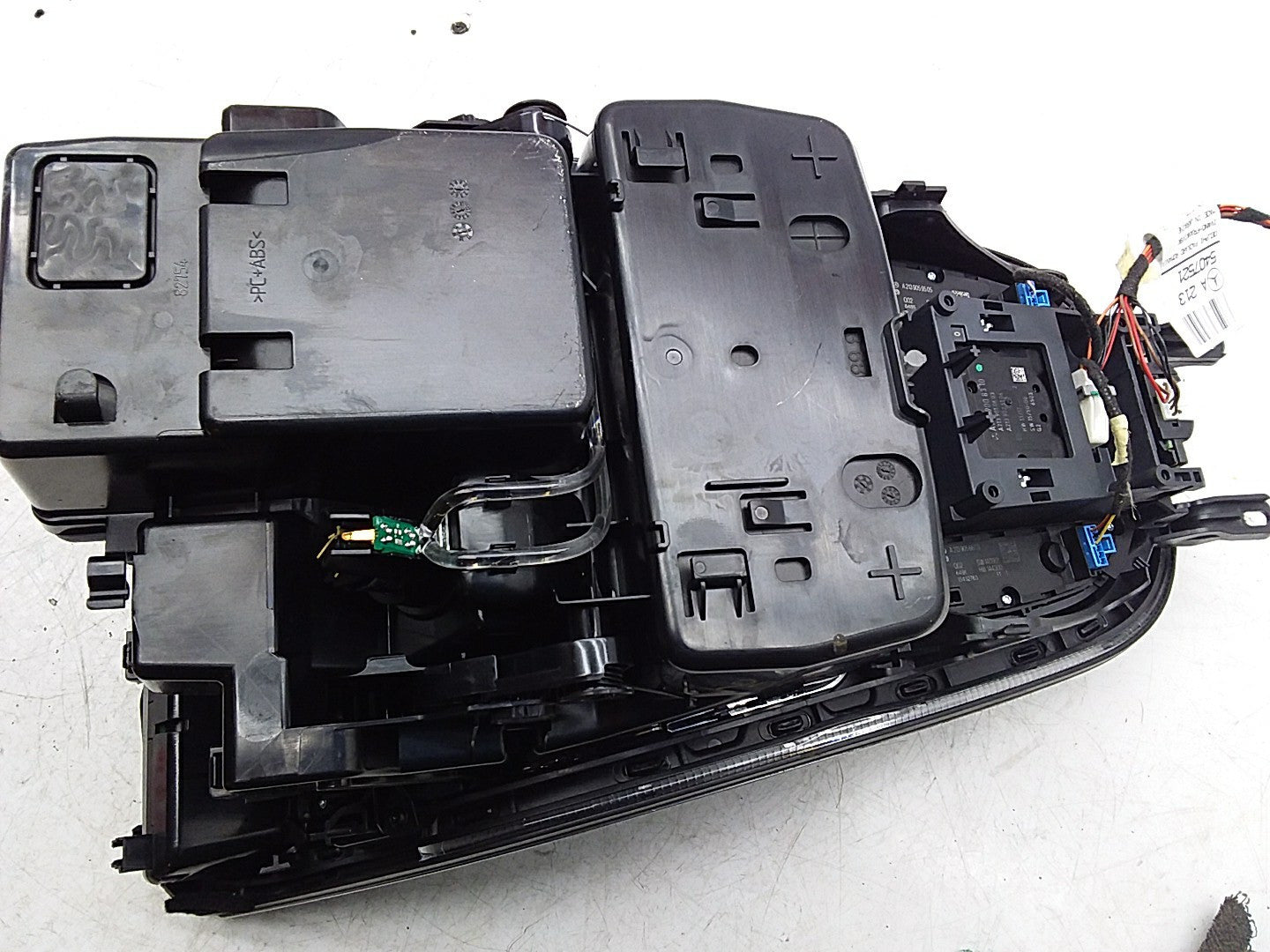 2016-2019 MERCEDES E CLASS W213 CENTRE  CONSOLE  A2135407521 FMK06