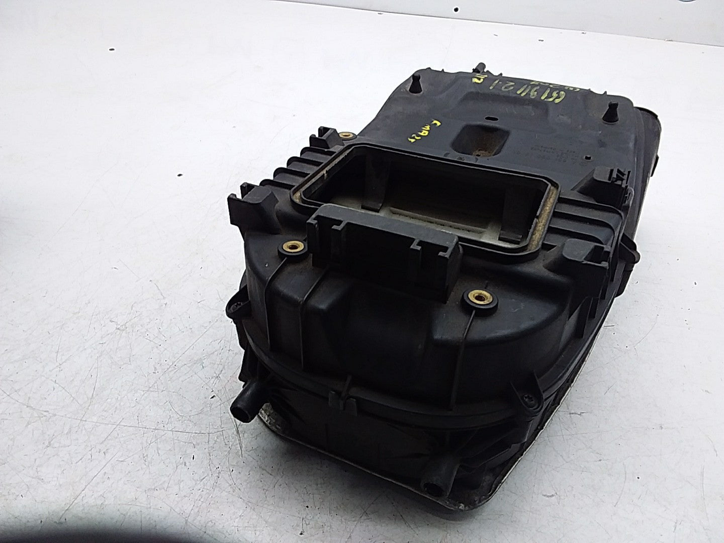 MERCEDES BENZ E-CLASS W207 2010 AIR FILTER CLEANER BOX 2.1 D A6510901101 FMA25