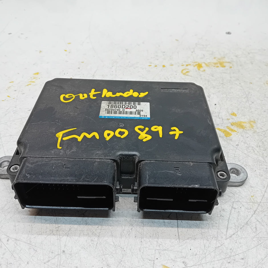 MITSUBISHI OUTLANDER MK3 ENGINE  ECU CONTROL MODULE 1860D200 FM00897