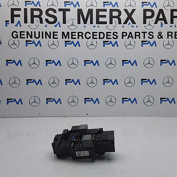 MERCEDES BENZ S-CLASS W222 FUSE BOX RELAY  A2229063202 FMF74