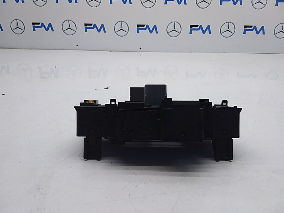 MERCEDES BENZ E-CLASS W213 FUSE BOX RELAY A2139062202 FMF66