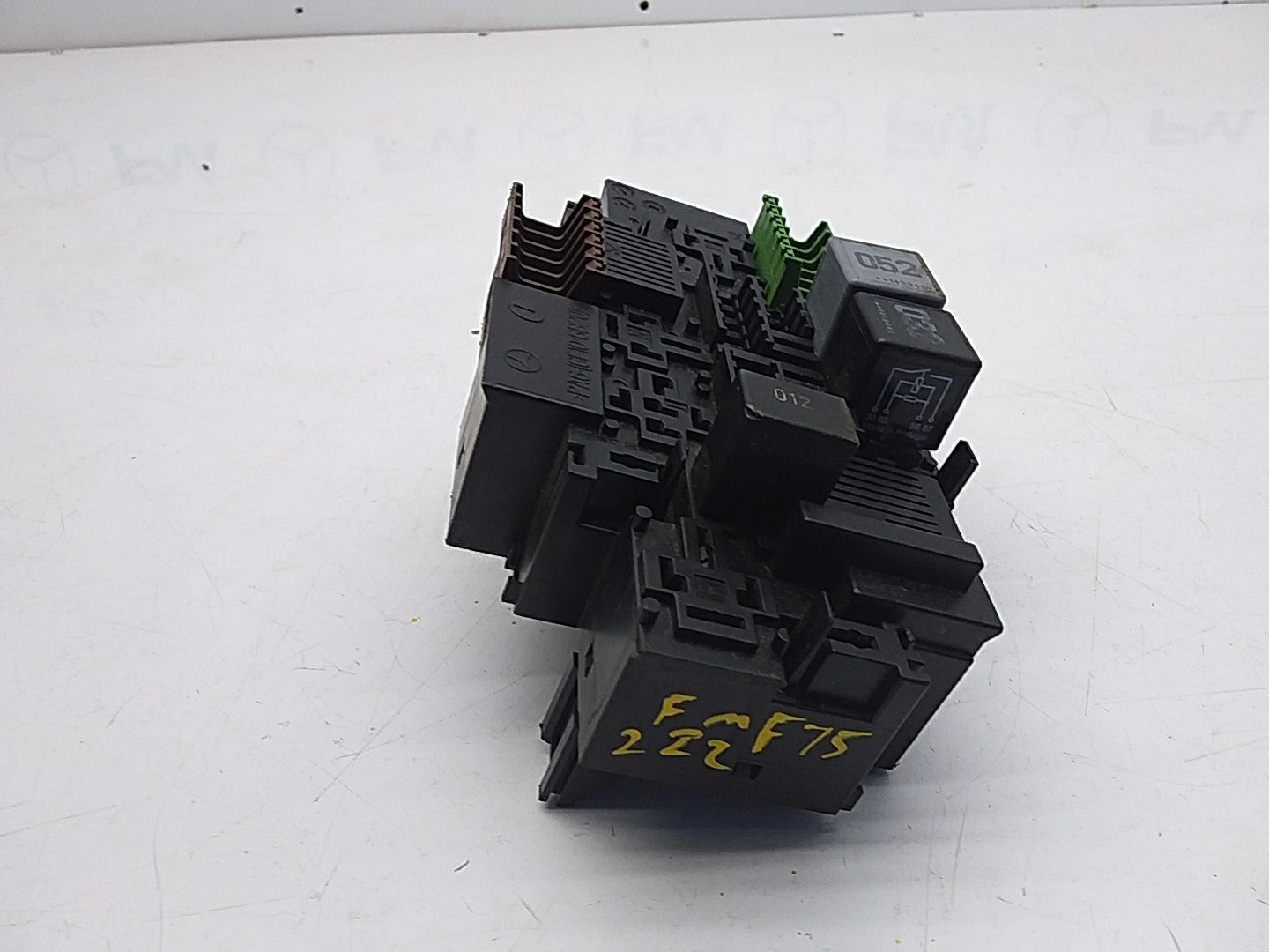 MERCEDES BENZ S-CLASS W222 FUSE BOX RELAY A2229063202 FMF75