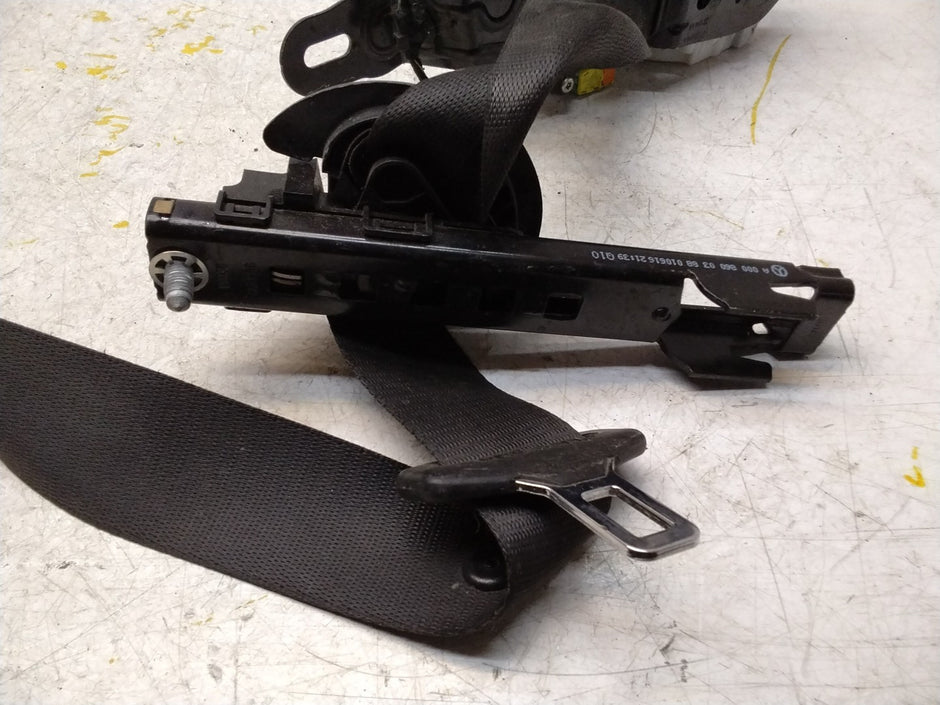 MERCEDES E-CLASS W213 DSL AUTO SEAT BELT FRONT RIGHT A2138605600  FMS421 OSF