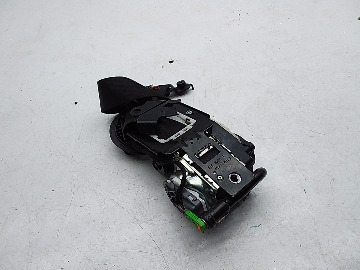 MERCEDES C-CLASS W204 SEAT BELT FRONT RIGHT DRIVER SIDE A2048602485 FMS232 OSF