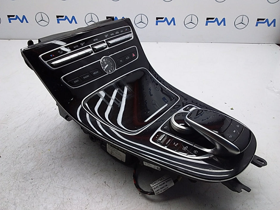 2016-2019 MERCEDES E CLASS W213 CENTRE  CONSOLE  A2138100815 FMK09 (DAMAGED)