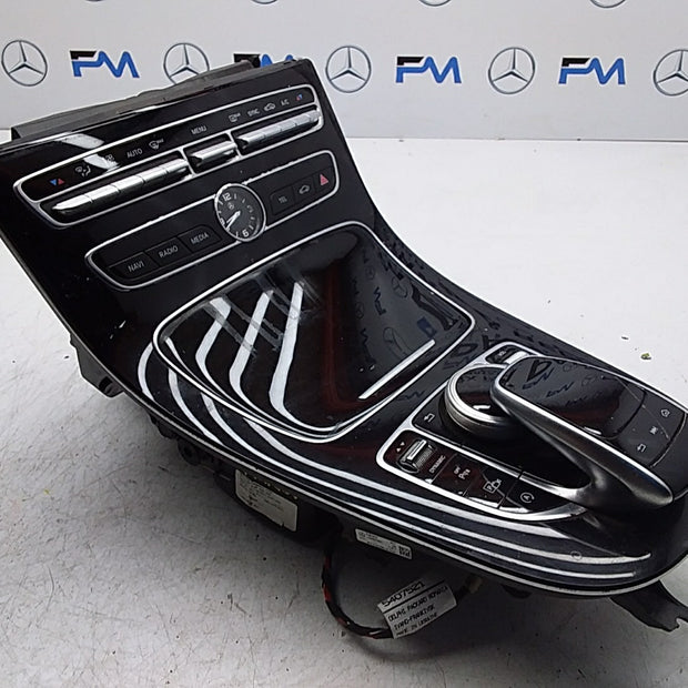 2016-2019 MERCEDES E CLASS W213 CENTRE  CONSOLE  A2138100815 FMK09 (DAMAGED)