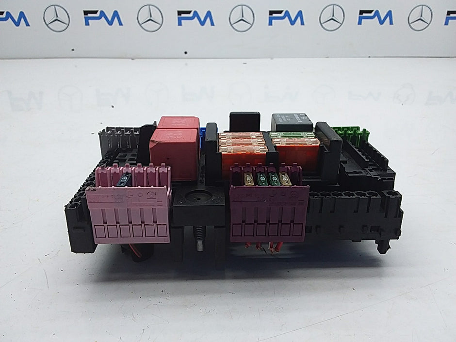MERCEDES E CLASS FUSE RELAY BOX A2139068801 W213 2016 ONWARDS FMF57