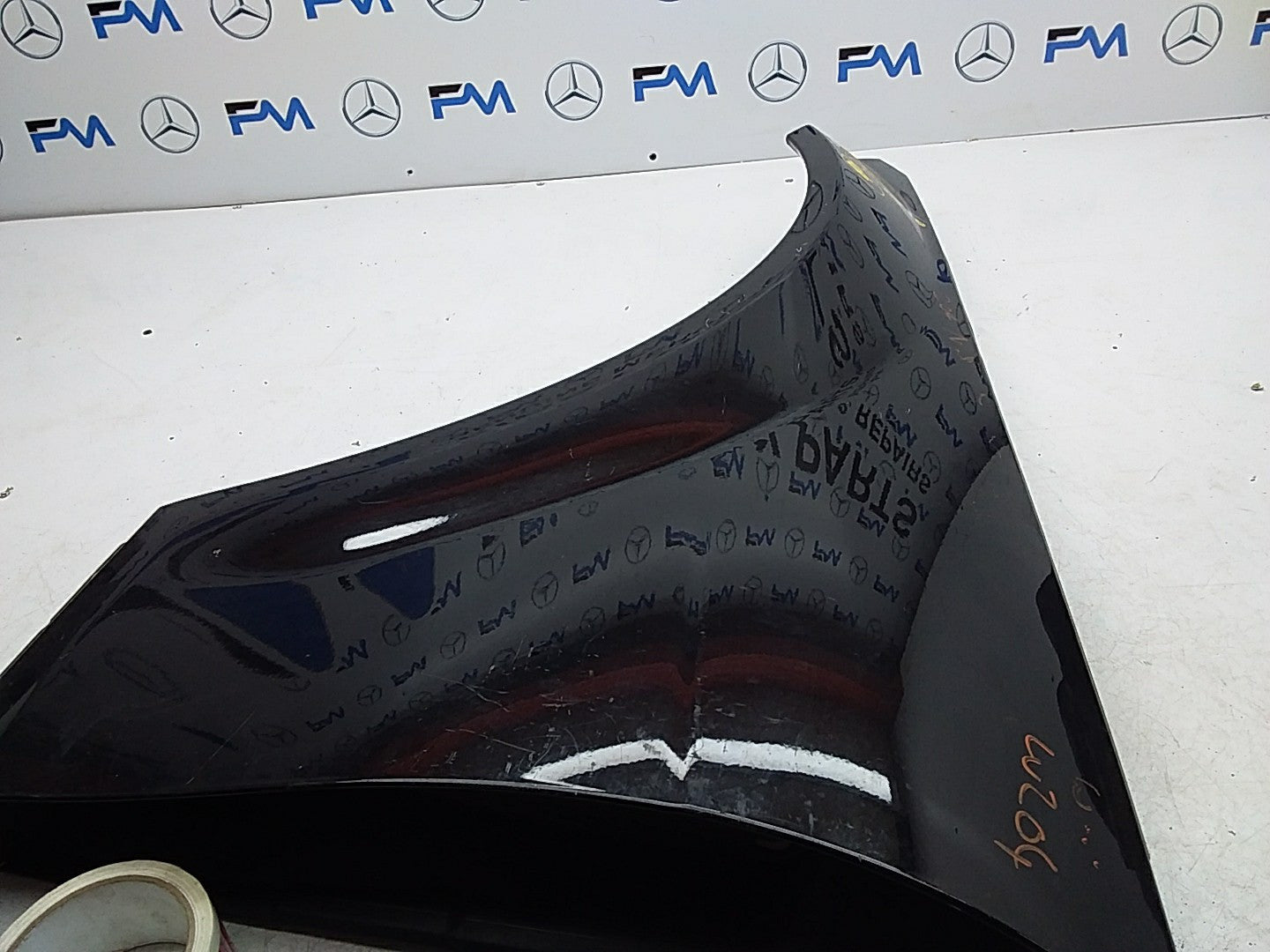 MERCEDES  C-CLASS W204 NS LEFT DRIVER SIDE WINGS 2008 FMW10