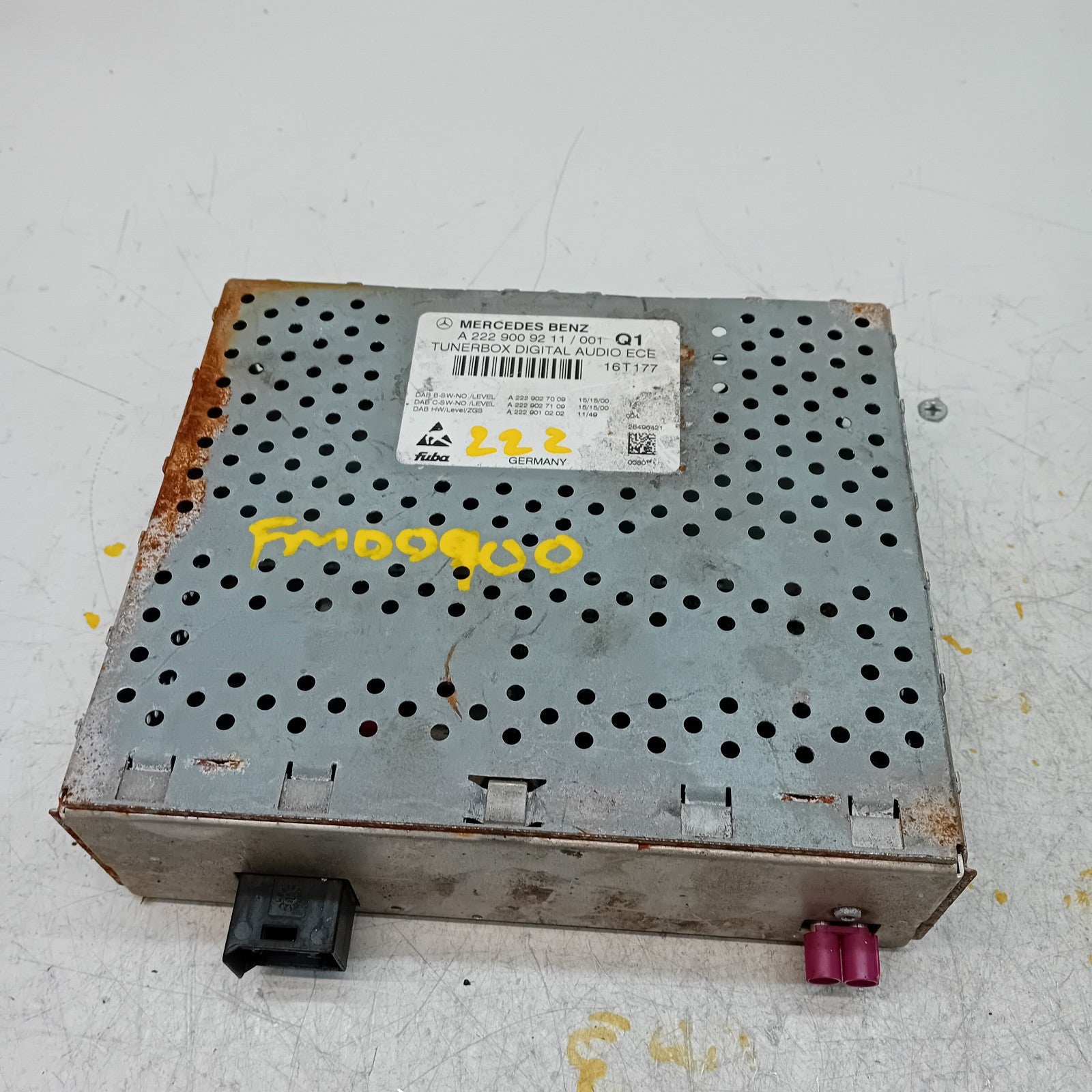 Mercedes GLC E S Class Radio Tuner Box W253 W222 W213 14-21 A2229009211 FM00900