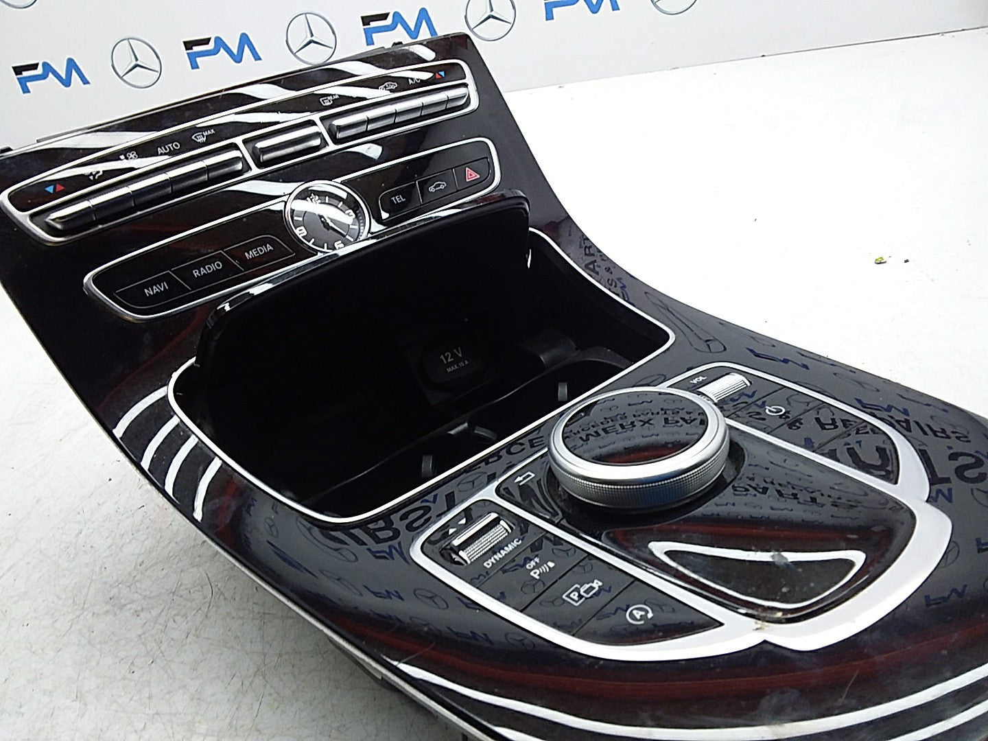 2016-2019 MERCEDES E CLASS W213 CENTRE  CONSOLE  A2135407421 FMK02