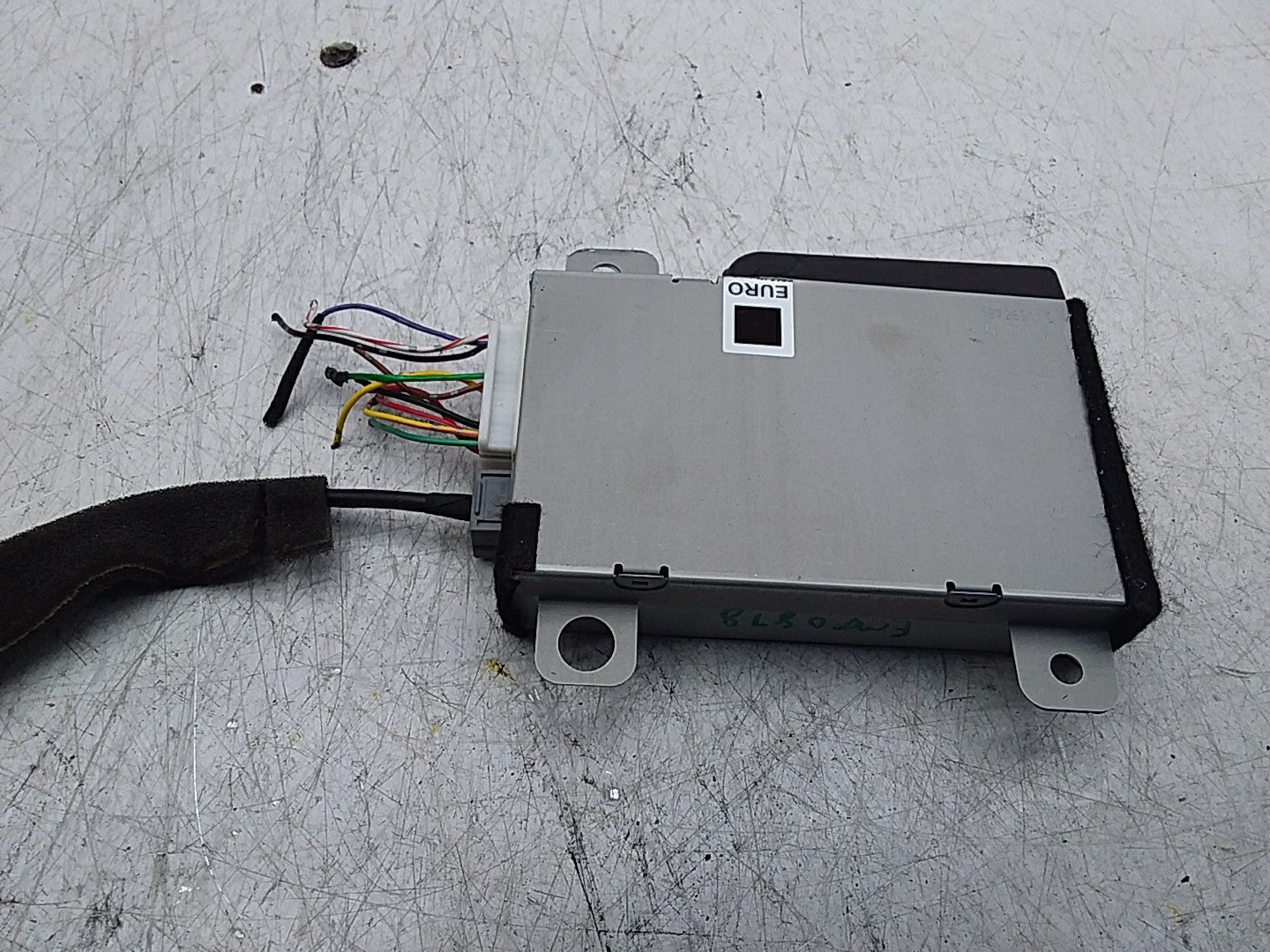MITSUBISHI  OUTLANDER BLUETOOTH HANDS FREE MODULE FMR04 8785A076